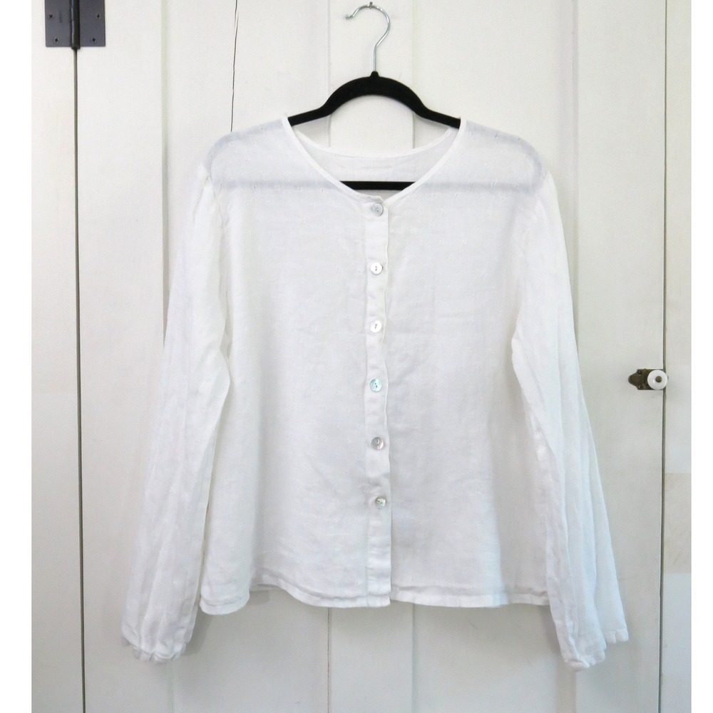 White Linen Clip Dot Large Button Down Top Long Sleeve MOP Buttons Boxy Crop
